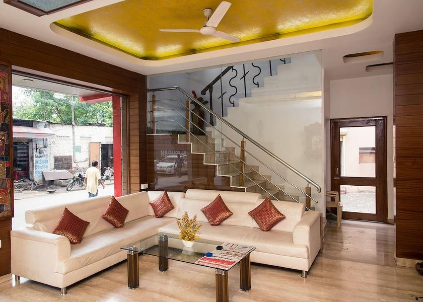 Rajasthan Udaipur Lobby