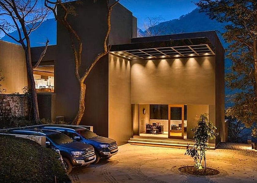 Uttarakhand Rishikesh Hotel Exterior