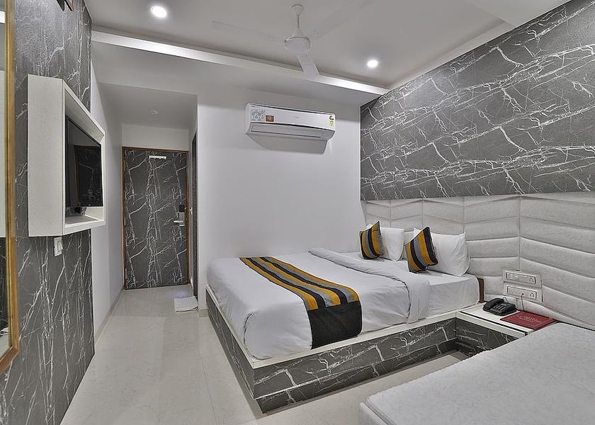 Gujarat Surat Room
