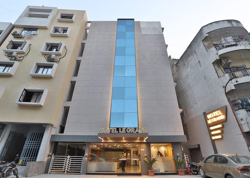 Gujarat Surat Facade