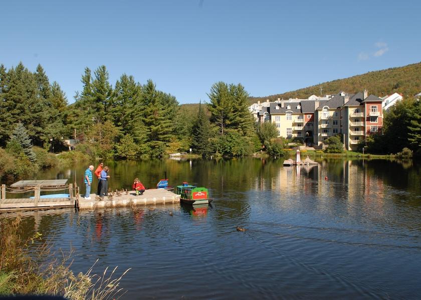 Quebec Mont-Tremblant Lake view