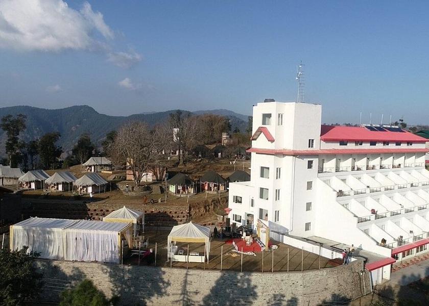 Himachal Pradesh Chail Hotel View