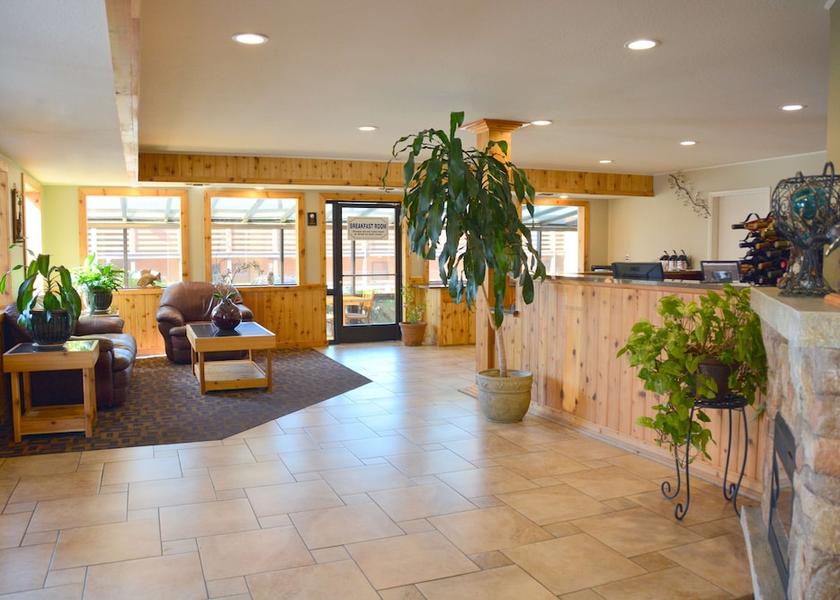 Oregon Gold Beach Lobby