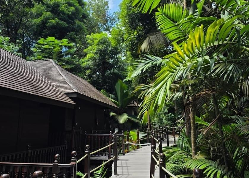  Cerf Island Spa treatment