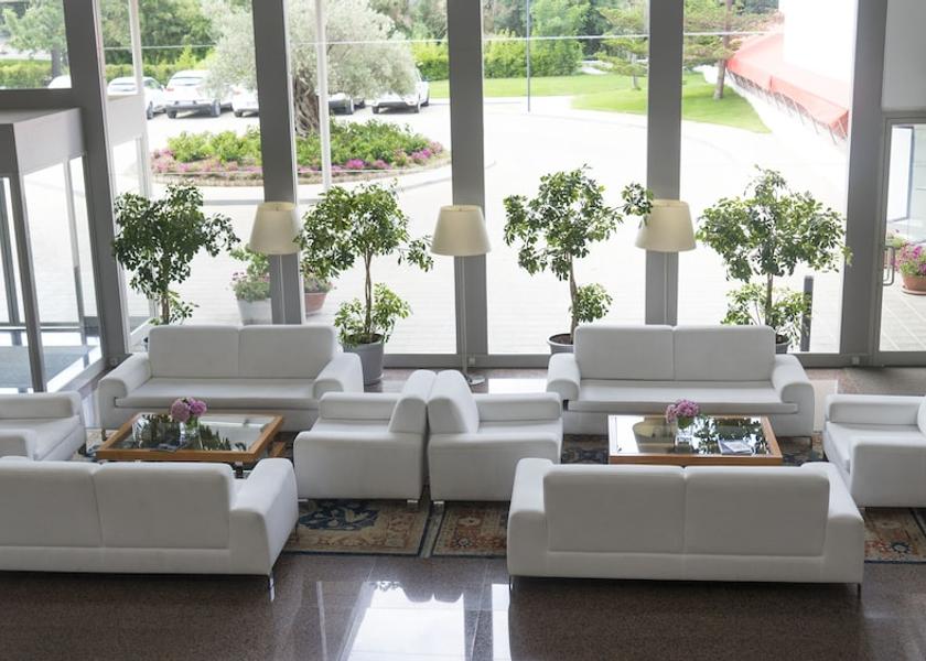 Izmir Çeşme Lobby