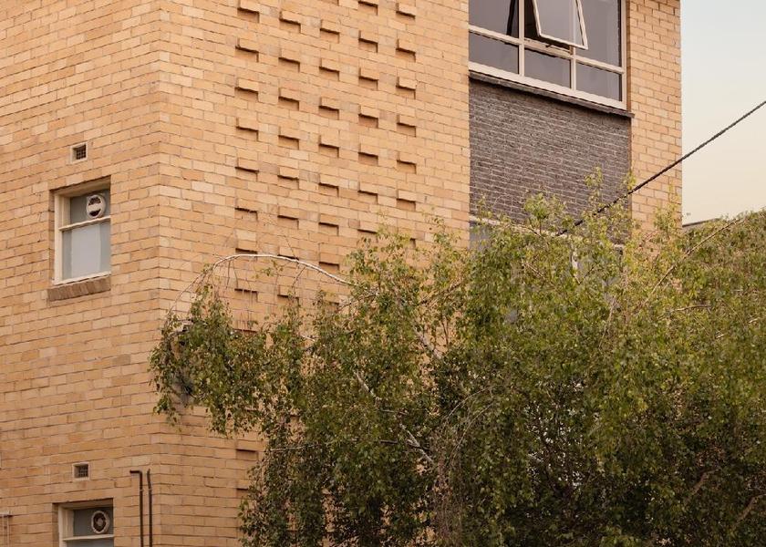 Victoria Melbourne exterior view