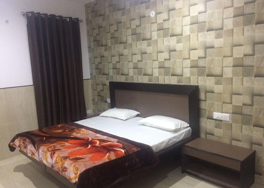 Uttar Pradesh Saharanpur Room