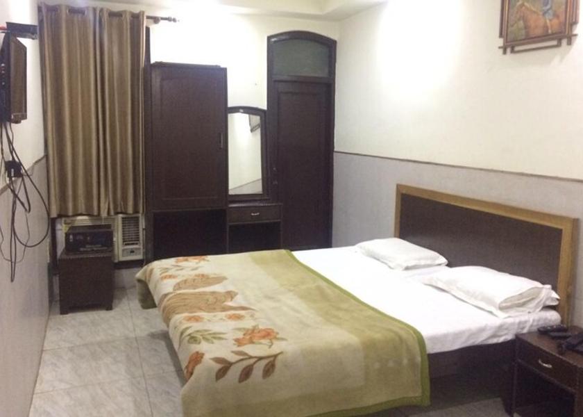 Uttar Pradesh Saharanpur Standard A/C Room