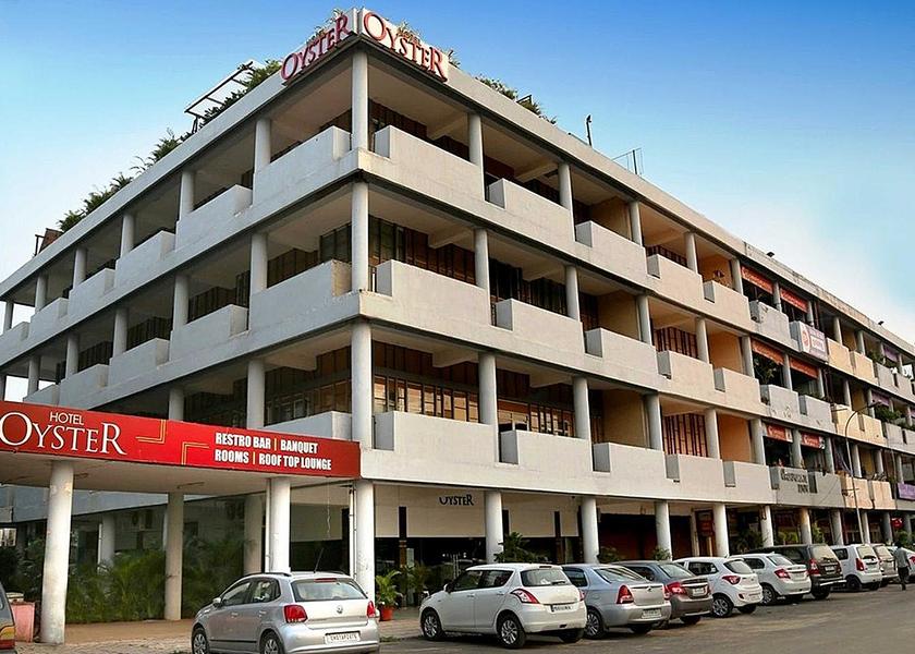 Punjab Chandigarh Hotel Exterior