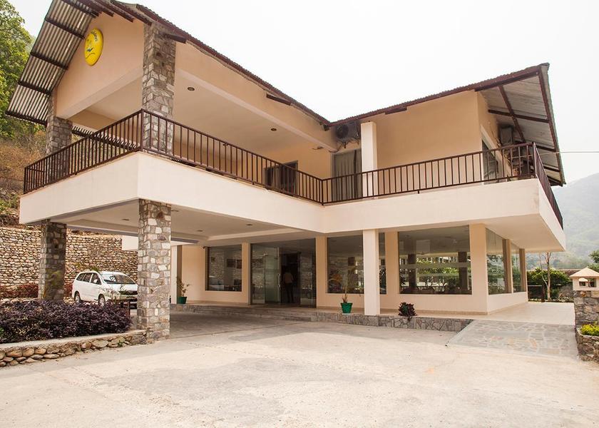 Uttarakhand Ramnagar Hotel Exterior