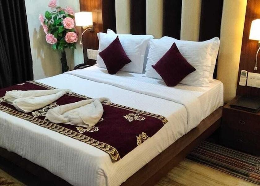Gujarat Rajkot Room