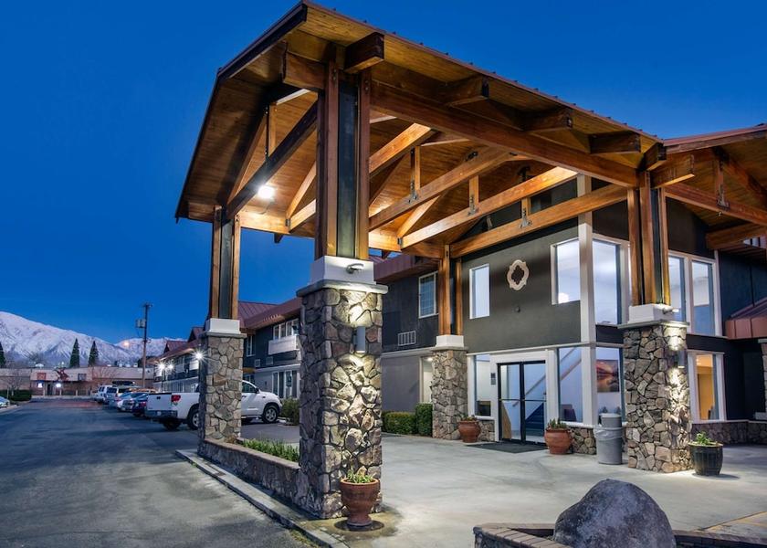 California Bishop Exterior Detail