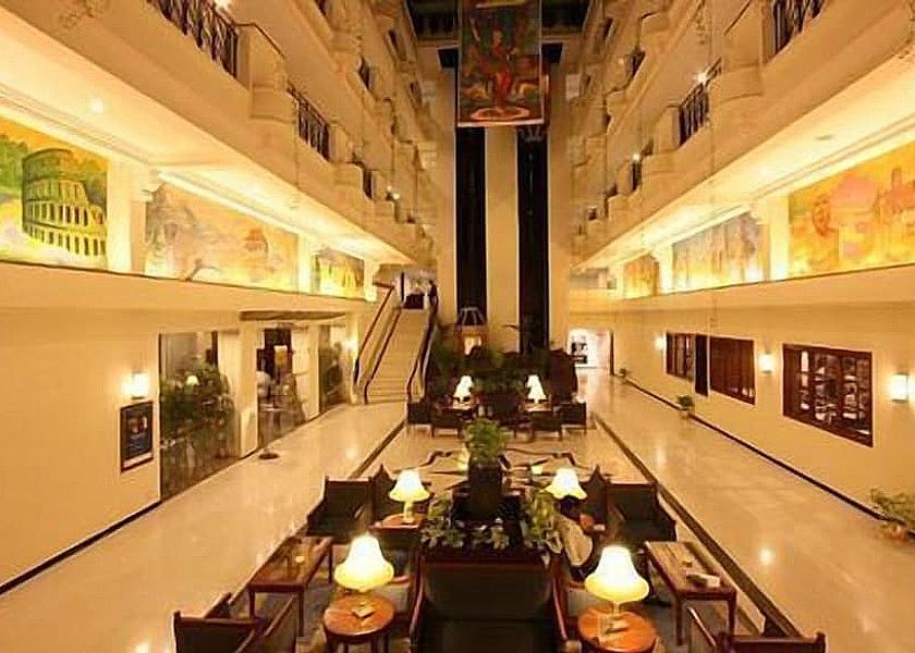 Tamil Nadu Chennai Interior Entrance