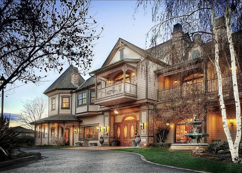 California Santa Ynez Front of property - evening/night