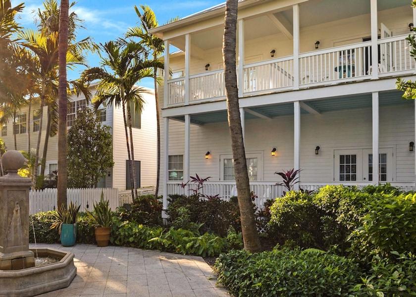 Florida Marathon Exterior