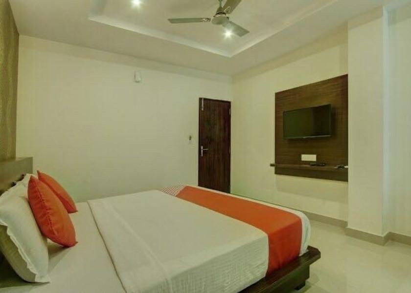 Karnataka Belur Room