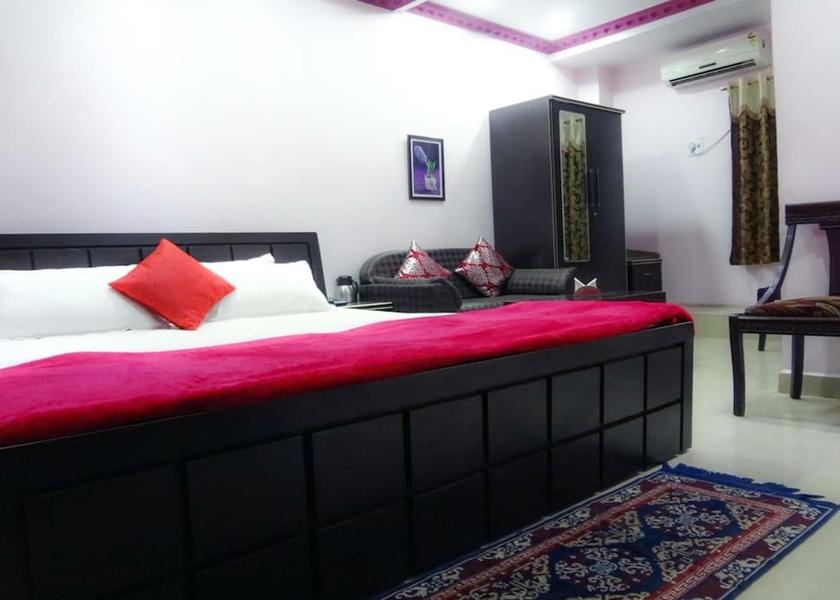 Madhya Pradesh Dewas Room
