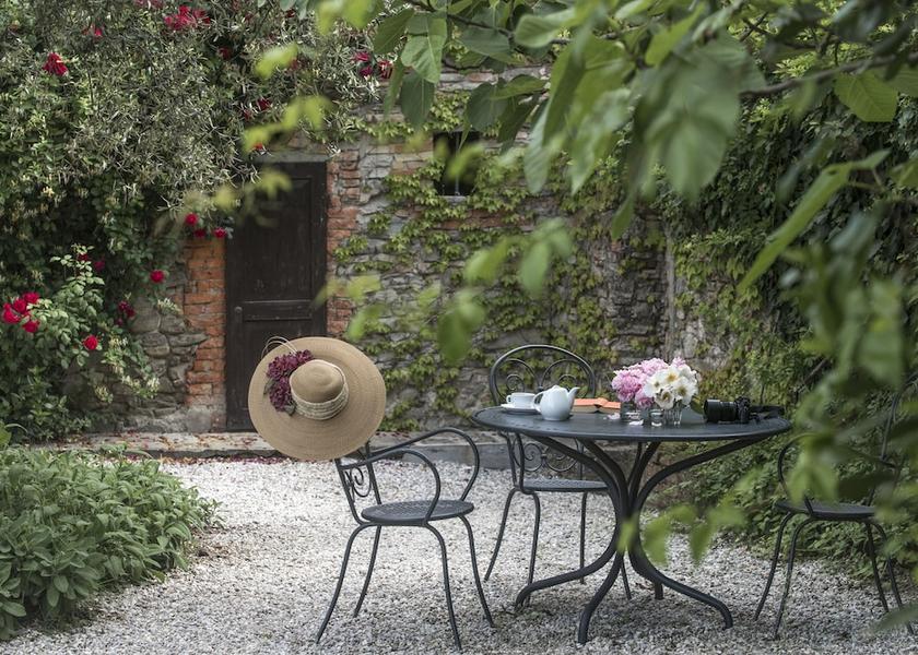 Tuscany Borgo San Lorenzo Exterior Detail