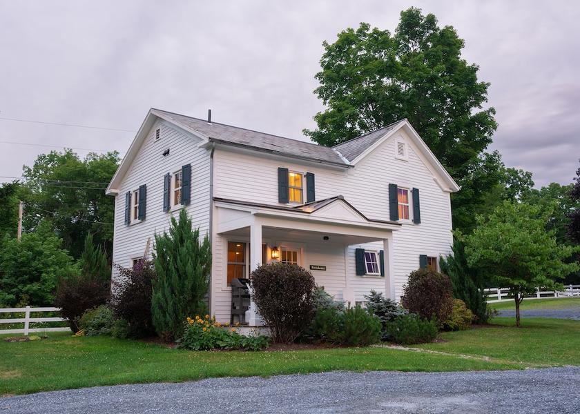 Vermont Arlington Exterior Detail