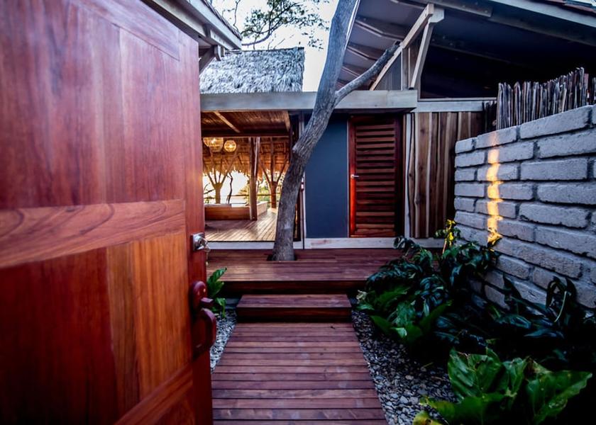 Rivas (department) San Juan del Sur Interior Entrance