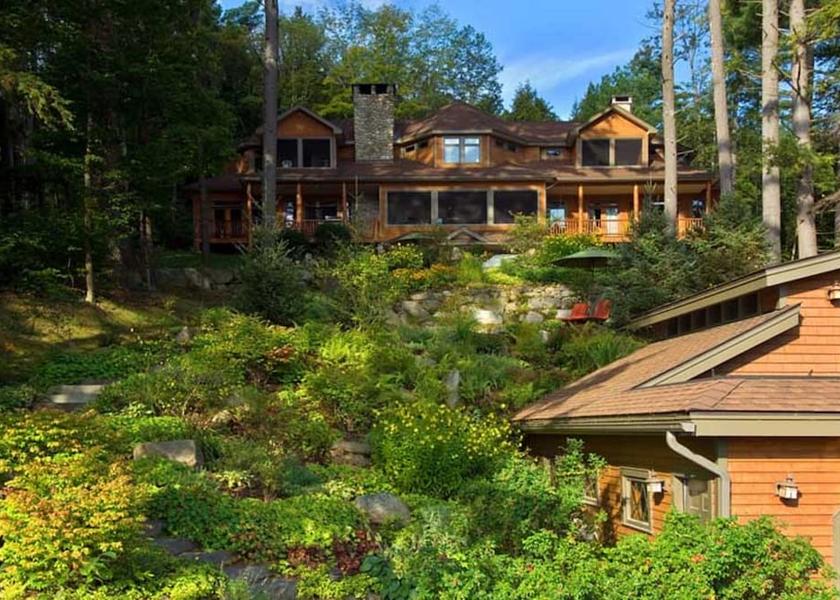 New York Chestertown Garden