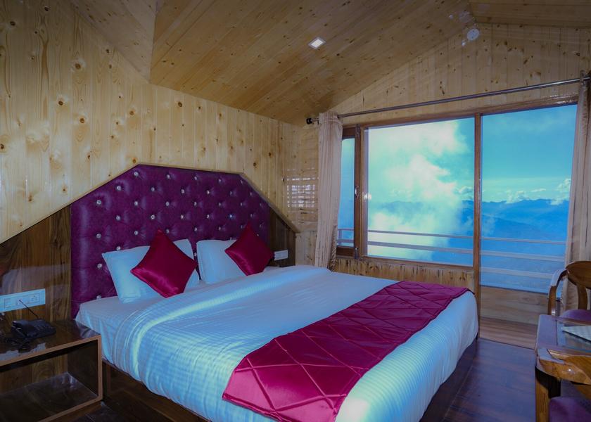 Himachal Pradesh Kufri Deluxe Cottage