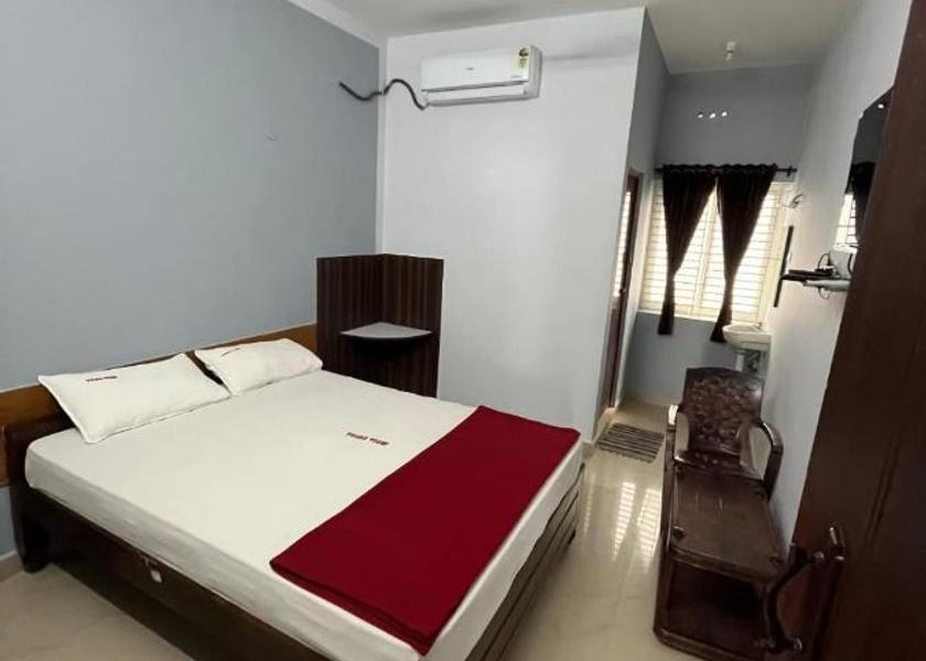 Tamil Nadu Palani Deluxe Room (Non AC)