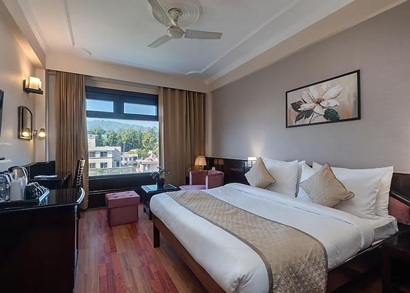 Uttarakhand Haridwar Premium Room