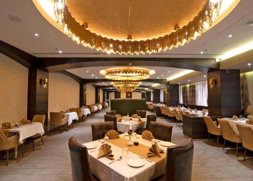 Maharashtra Nashik Food & Dining