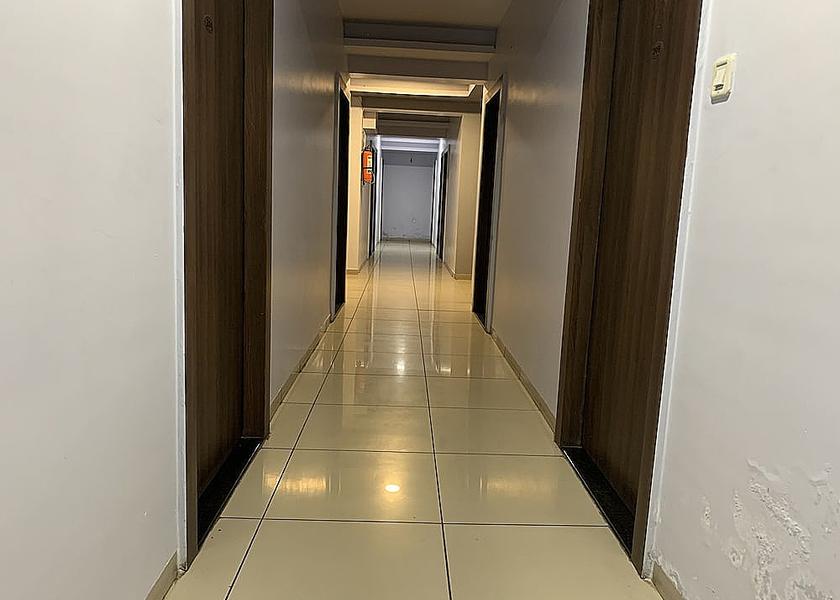 Maharashtra Nagpur Interior Entrance