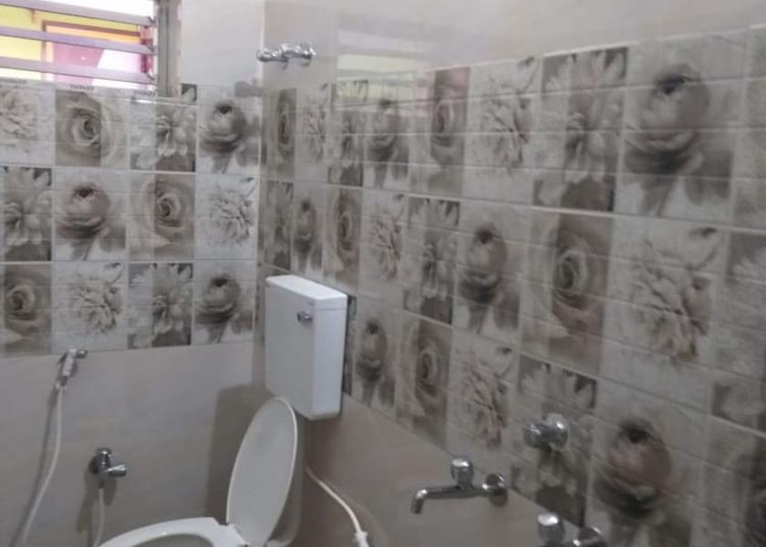 West Bengal Kolkata Bathroom