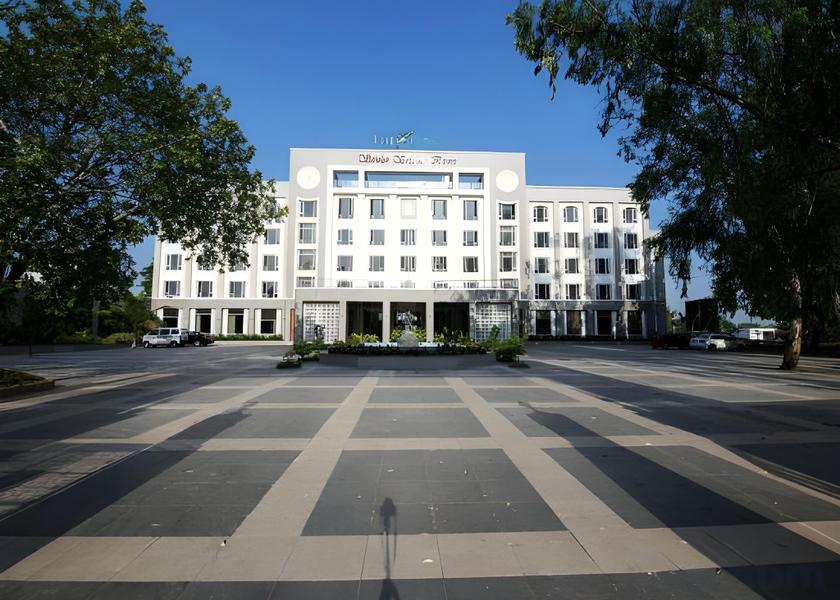Gujarat Rajpipla Hotel Exterior