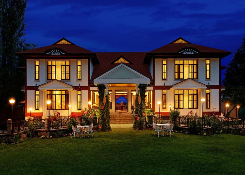 Jammu and Kashmir Srinagar Exterior view