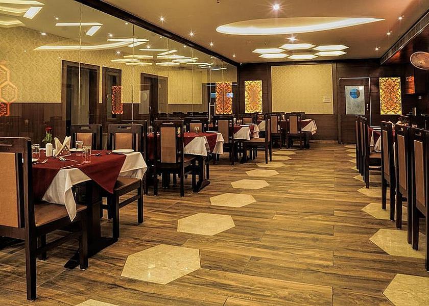 Rajasthan Udaipur Food & Dining