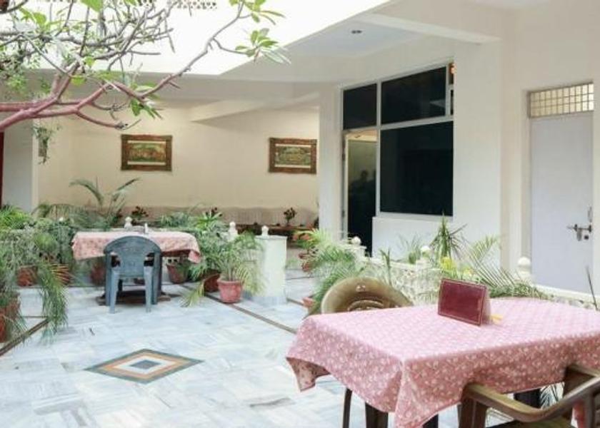 Uttar Pradesh Agra Public Areas