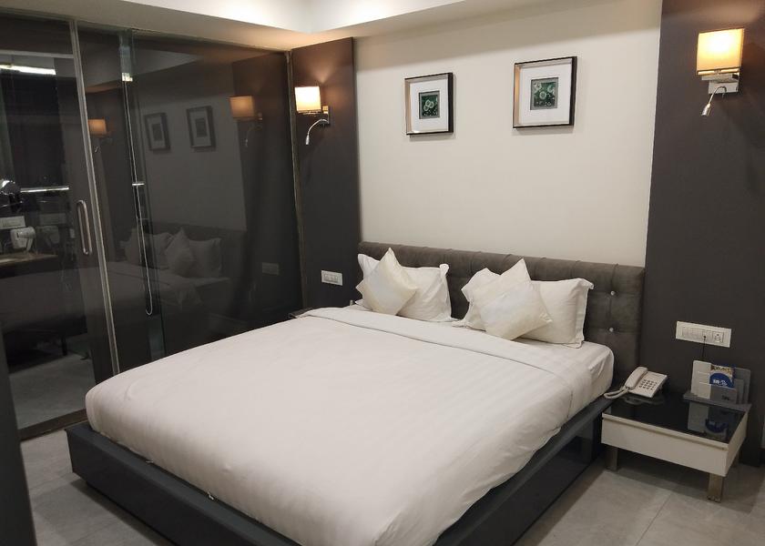 Gujarat Ahmedabad Suite Room