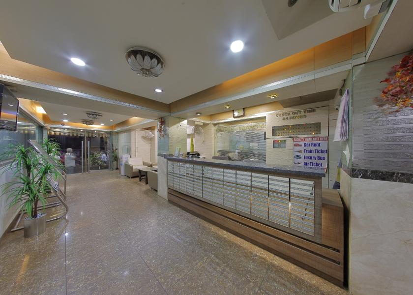 Gujarat Ahmedabad Public Areas