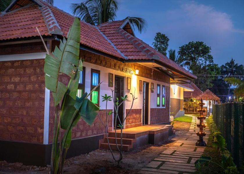 Kerala Alleppey Hotel Exterior