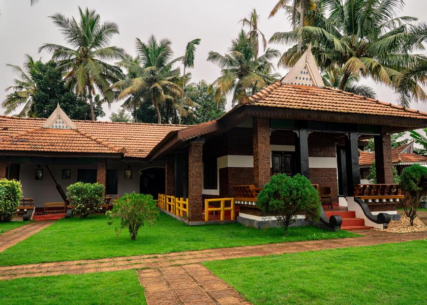 Kerala Alleppey Hotel Exterior