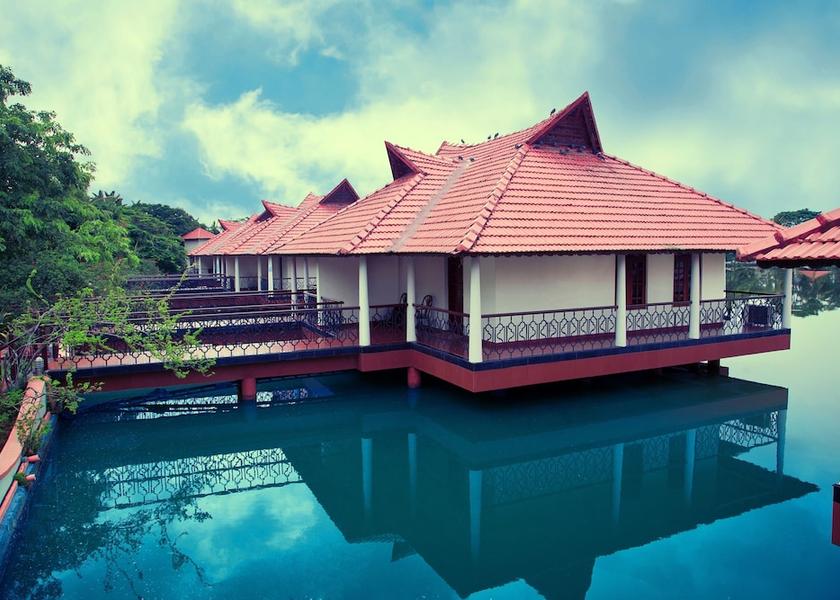 Kerala Alleppey Room