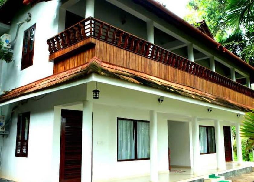 Kerala Kumarakom cottage