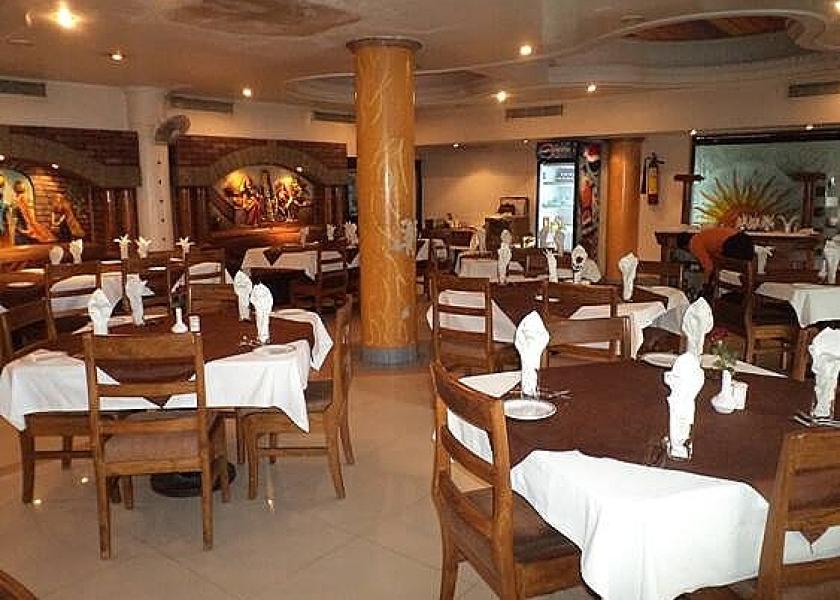 Uttar Pradesh Prayagraj Food & Dining