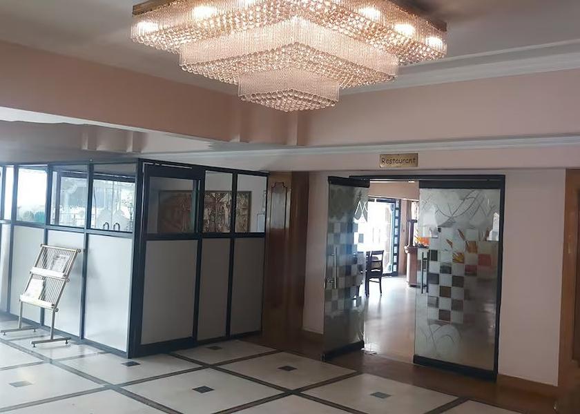Uttar Pradesh Prayagraj Hotel Exterior