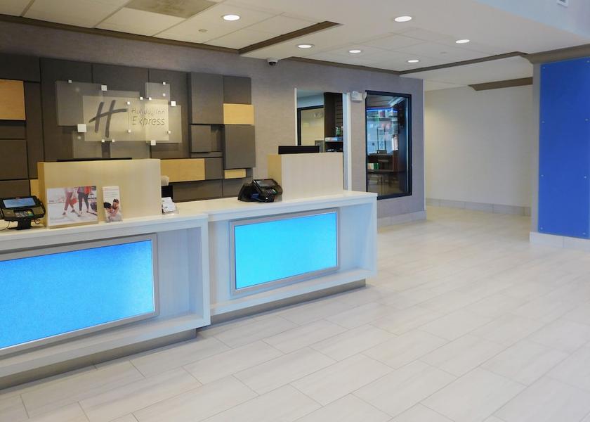 Rhode Island Coventry Reception