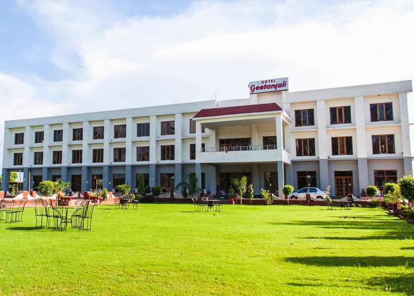 Rajasthan Bharatpur Hotel Exterior