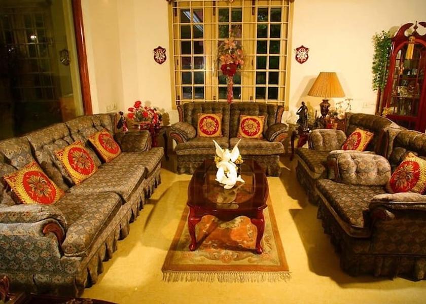 Tamil Nadu Chennai sitting area