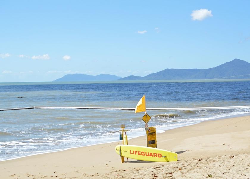 Queensland Cairns Beach