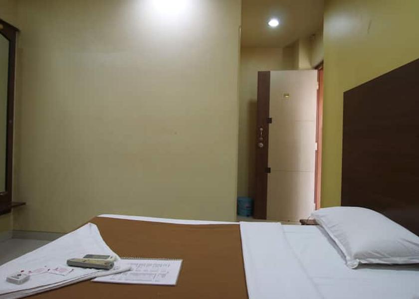 Maharashtra Mumbai room