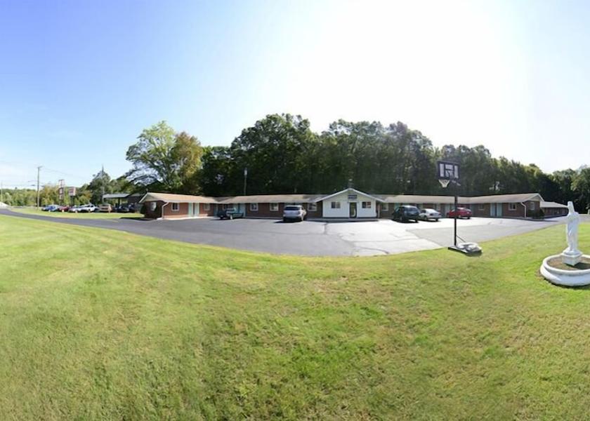 Connecticut Rockfall Property Grounds