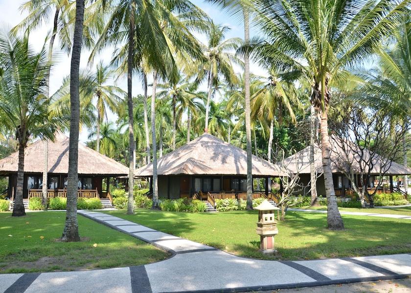 West Nusa Tenggara Senggigi Front of property